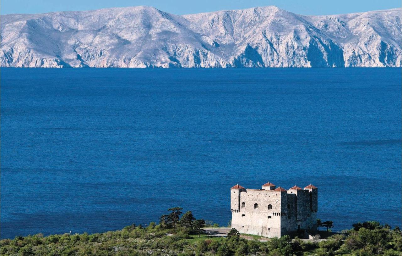 Awesome Apartment In Senj With Wifi Екстер'єр фото