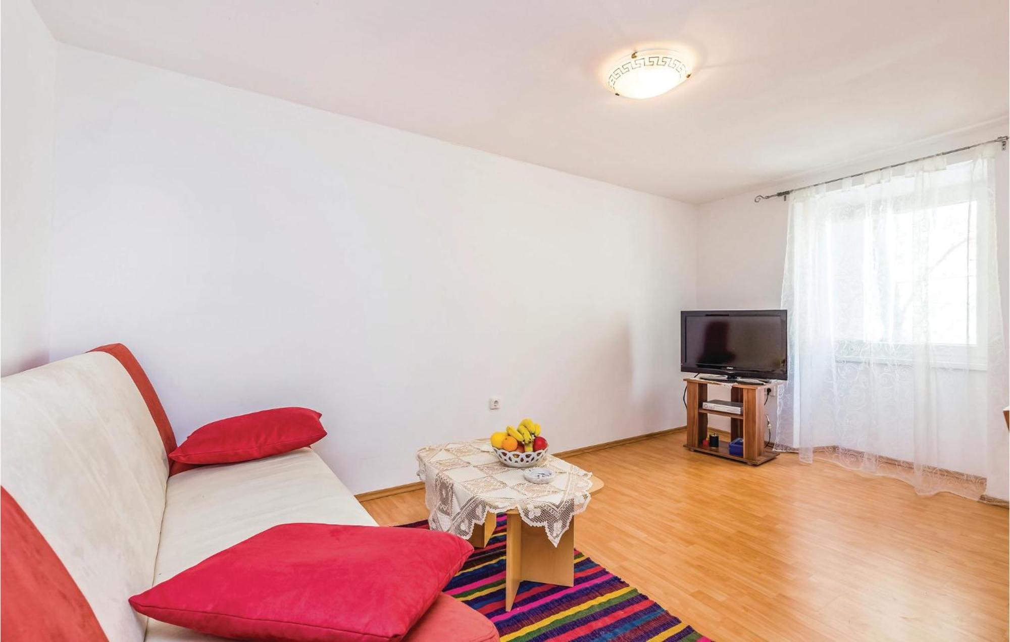 Awesome Apartment In Senj With Wifi Екстер'єр фото